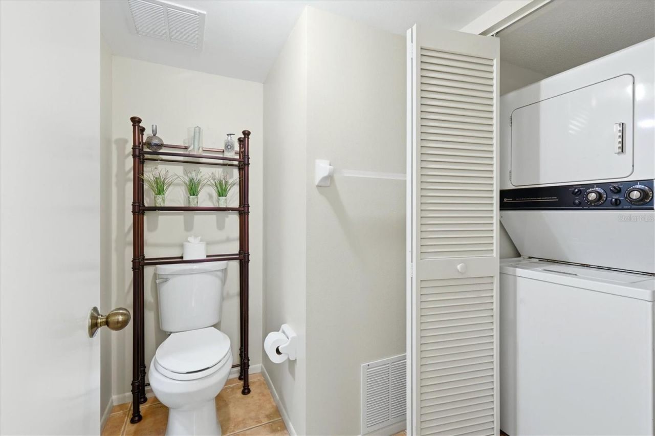 3365 Cross Creek Dr , Unit 3365, Sarasota, FL 34231 Photo