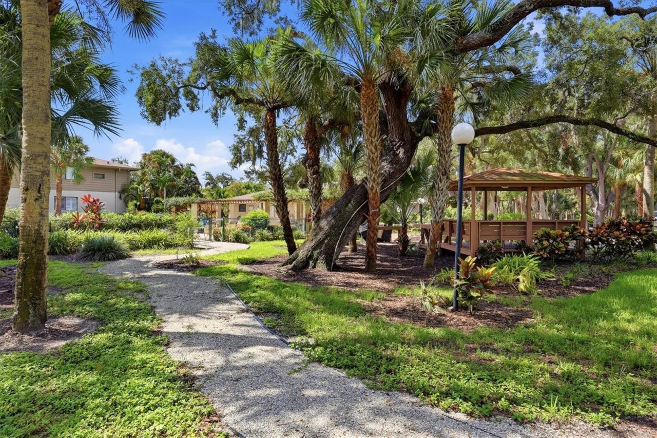 3365 Cross Creek Dr , Unit 3365, Sarasota, FL 34231 Photo