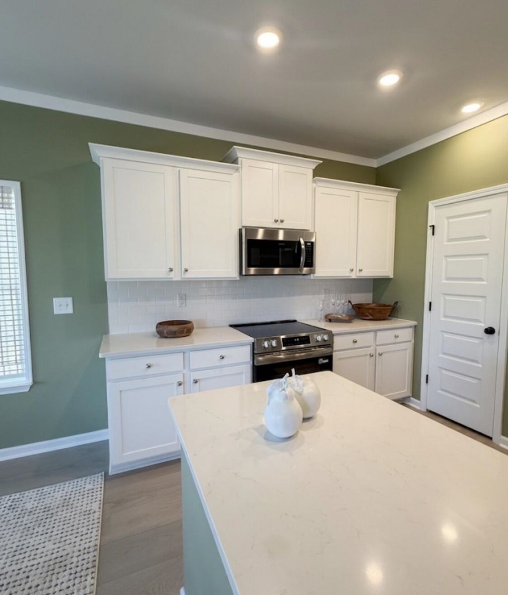413 Sea Breeze Way  Photo 12
