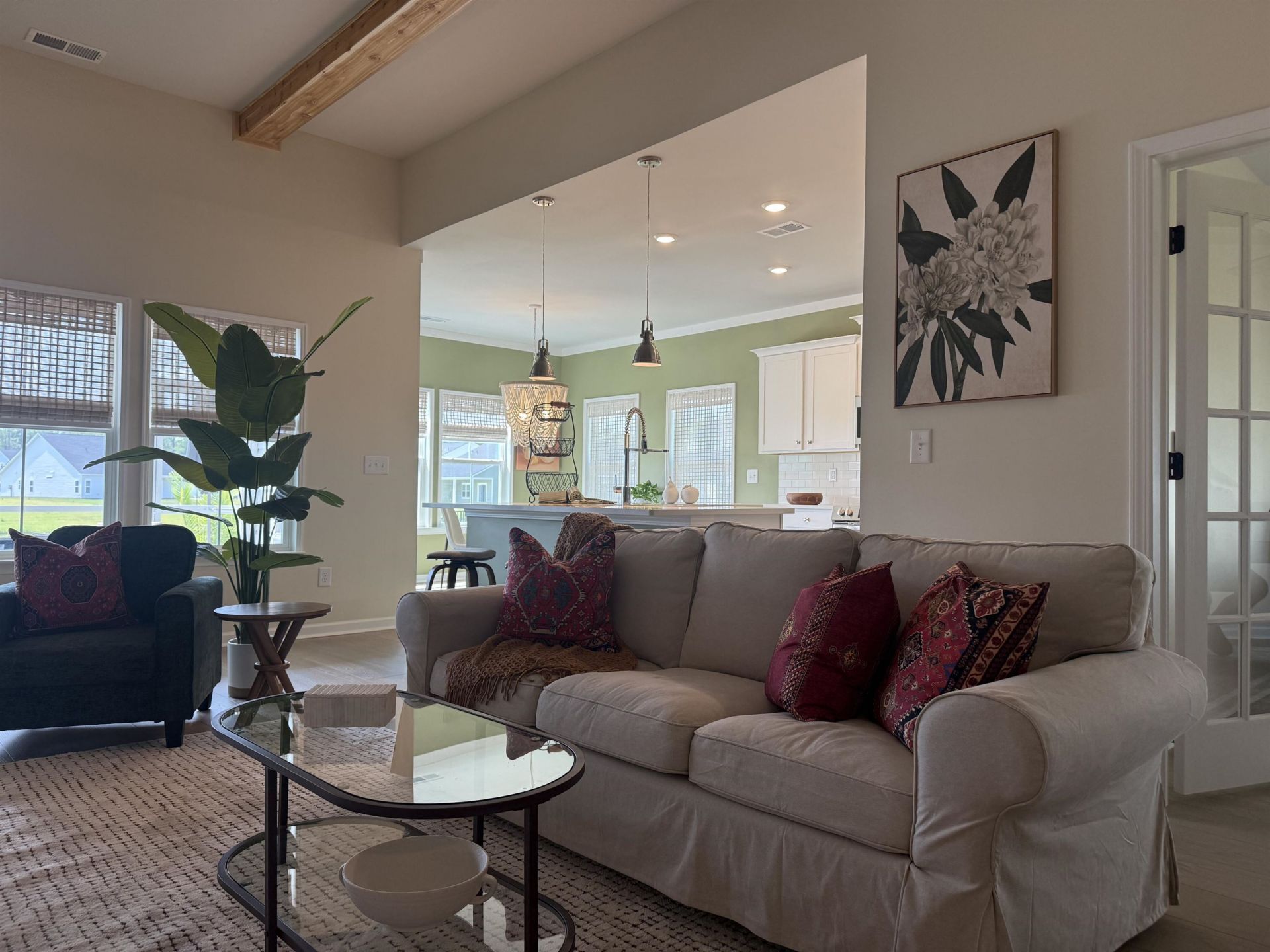 413 Sea Breeze Way  Photo 6