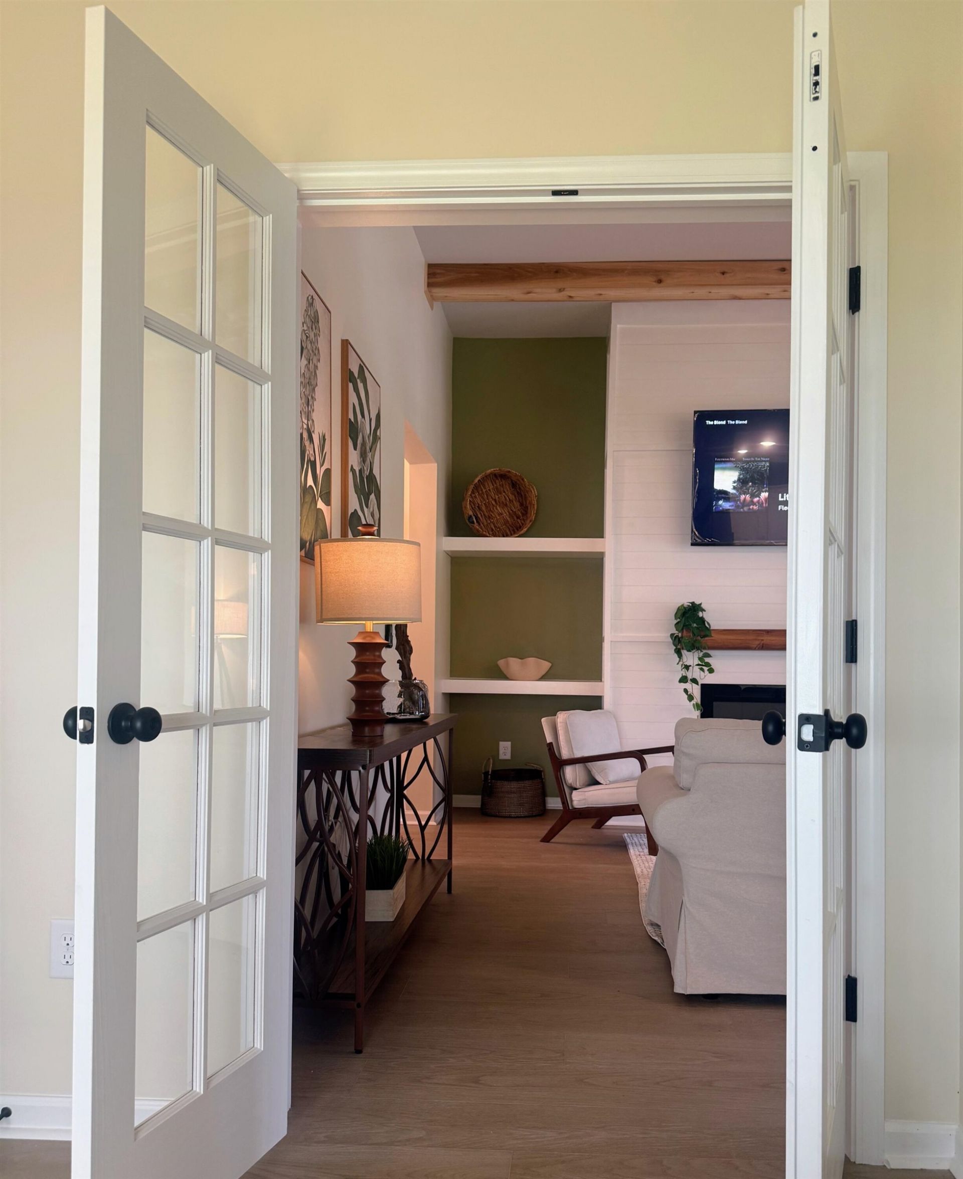 413 Sea Breeze Way  Photo 9