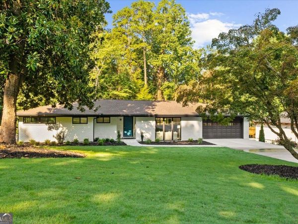 5839 Lakeshore Drive, Buford, GA 30518