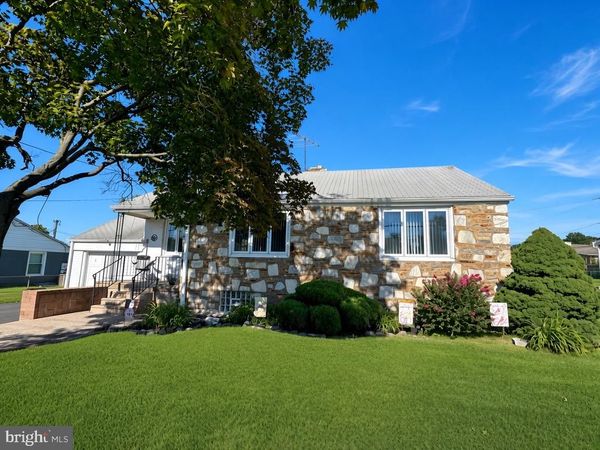 1111 WELSH ROAD , PHILADELPHIA, PA 19115