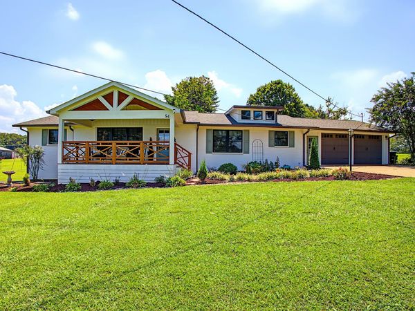54 Purcell Rd , Leoma, TN 38468