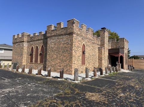 Main Photo