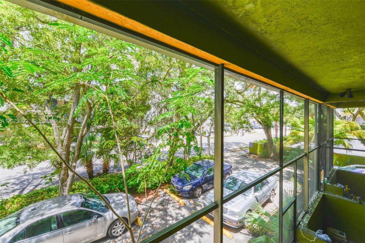 7420 SW 59th Ave, Unit D, South Miami, FL 33143 Photo