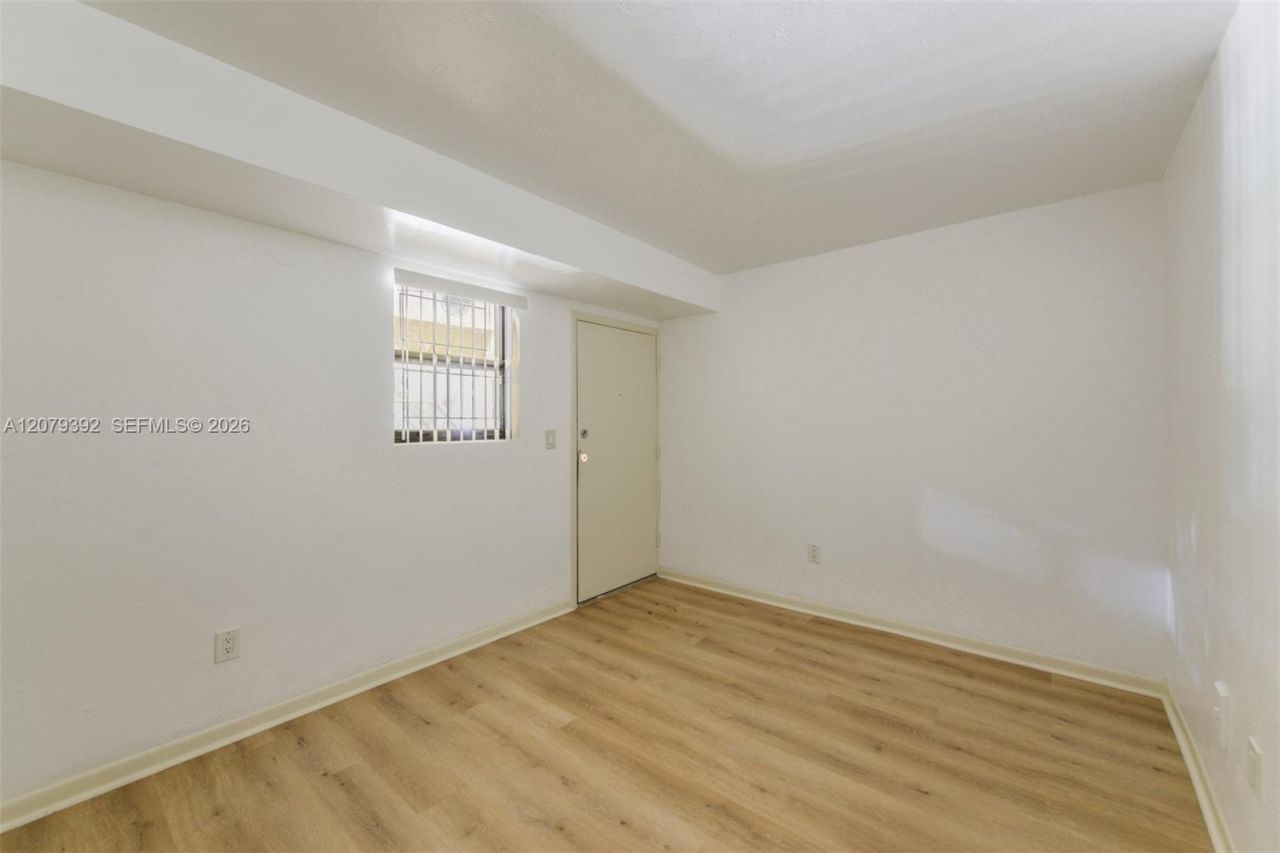 7420 SW 59th Ave, Unit D, South Miami, FL 33143 Photo