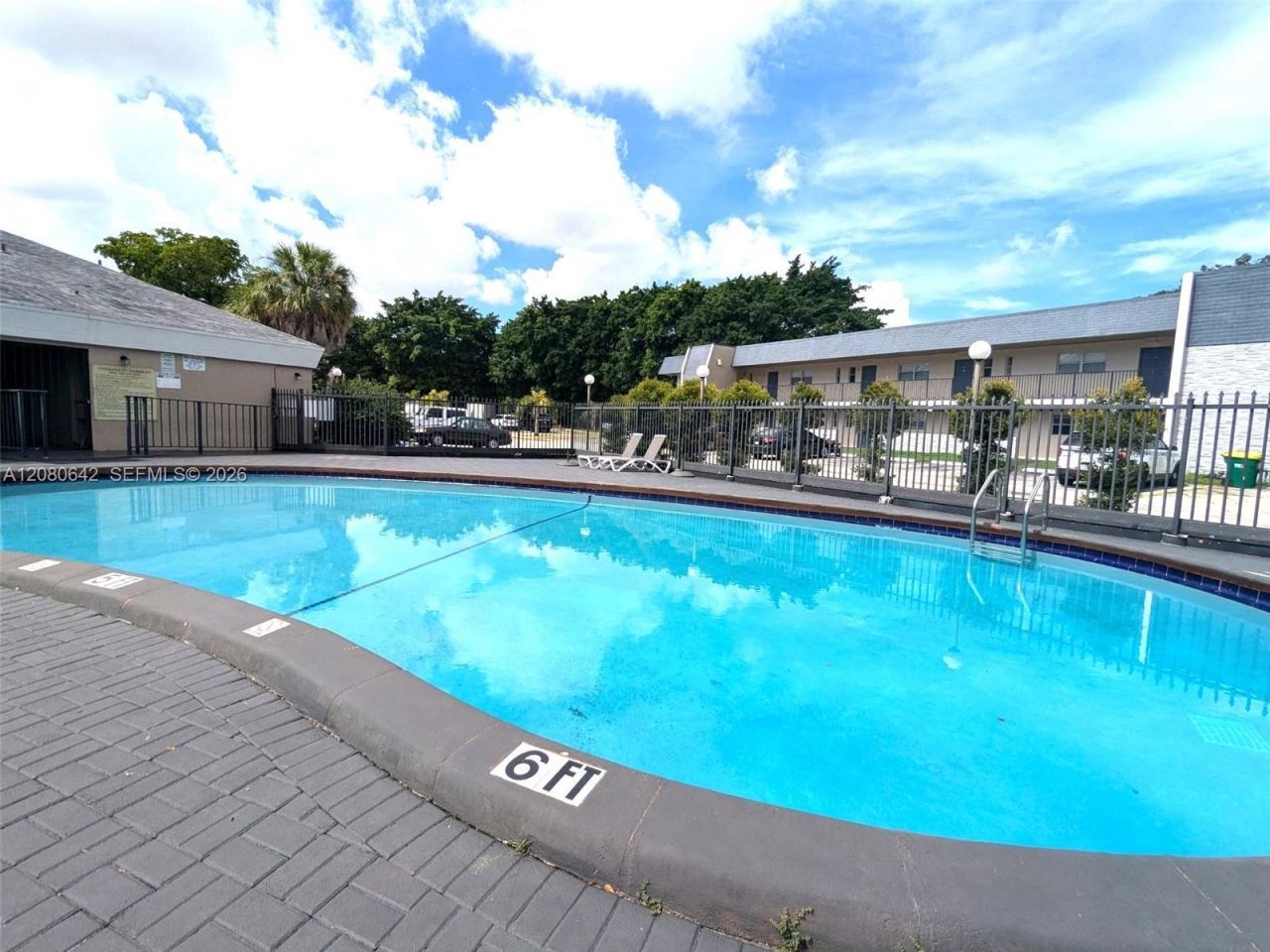 7925 Fairview Dr, Unit 201, Tamarac, FL 33321 Photo