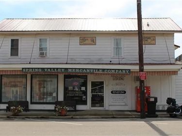 17 W Main Street, Spring Valley Vlg, OH 45370