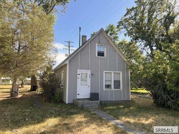 590 Wilson Avenue, BLACKFOOT, ID 83221