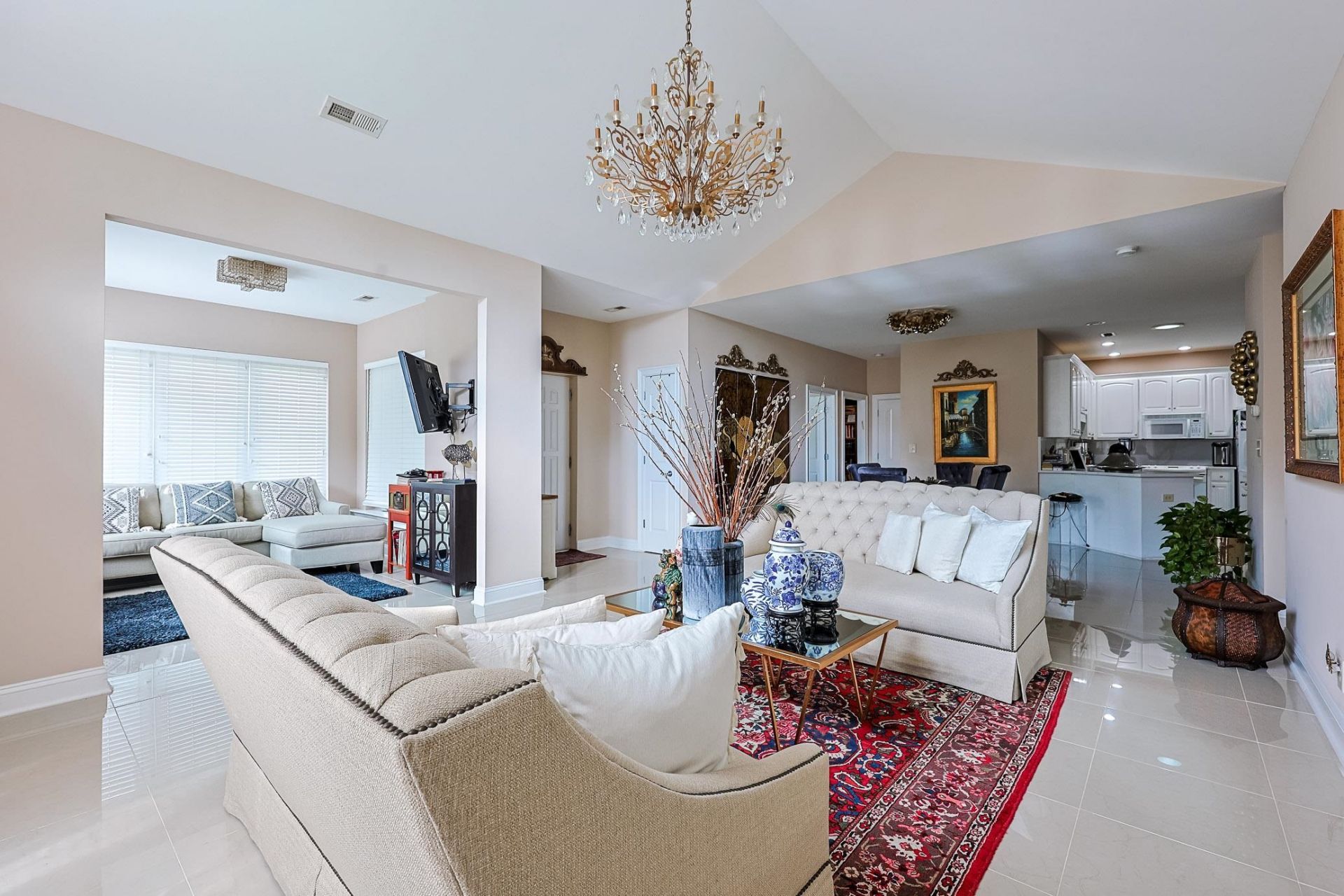 1457 Saint Thomas Circle Photo 5