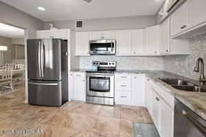 3209 S Lakeview Circle , Unit 8105, Fort Pierce, FL 34949 Photo