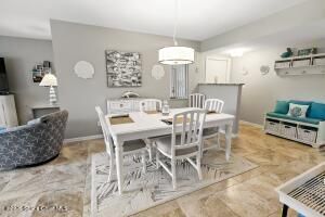 3209 S Lakeview Circle , Unit 8105, Fort Pierce, FL 34949 Photo