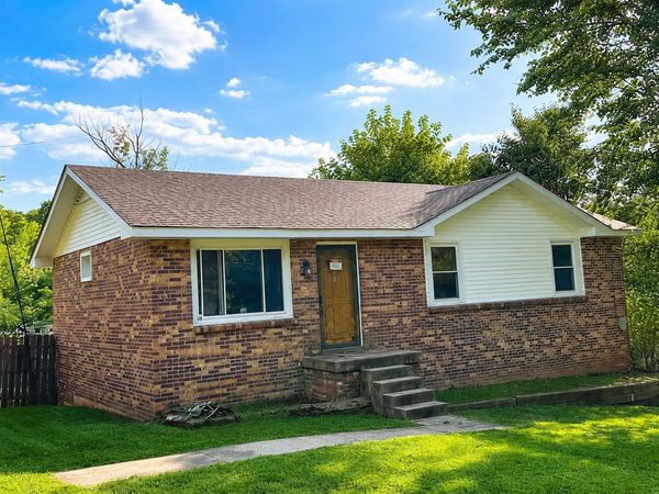 729 Franklin Road , Scottsville, KY 42164