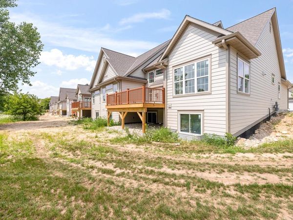 1797 Cedar Ridge DRIVE, Unit 215-2, Slinger, WI 53086