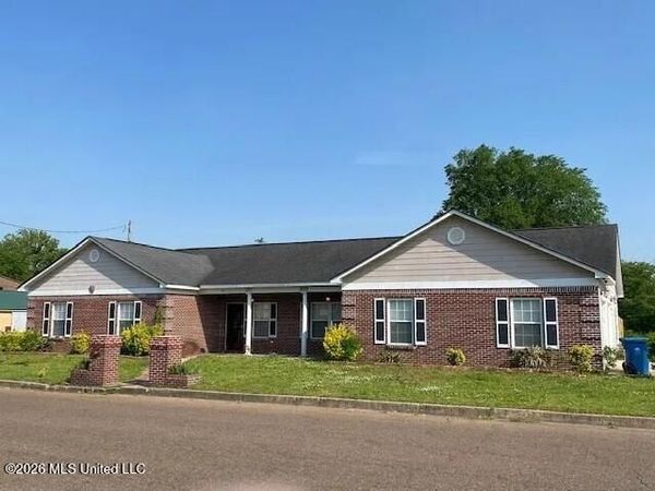 106 6th Street, Clarksdale, MS 38614