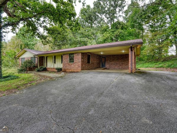 727 Bell Creek Road, Hiawassee, GA 30546