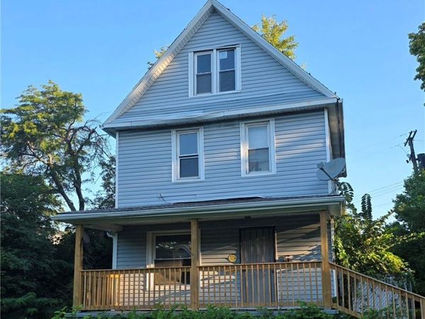 12423 Phillips Avenue , Cleveland, OH 44108
