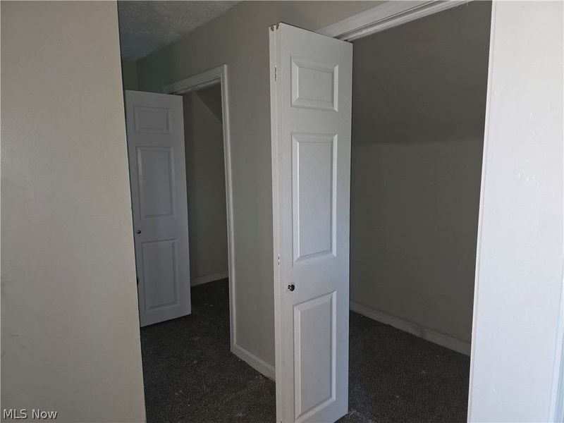 12423 Phillips Avenue, Cleveland, OH 44108 Photo 11