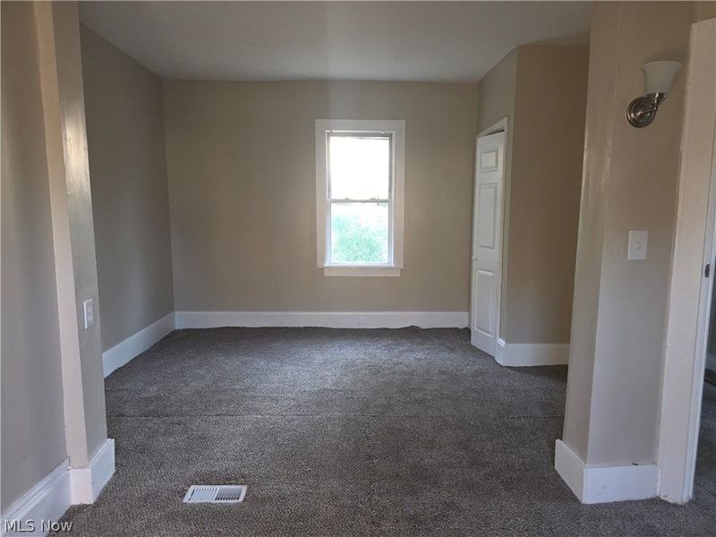 12423 Phillips Avenue, Cleveland, OH 44108 Photo 12