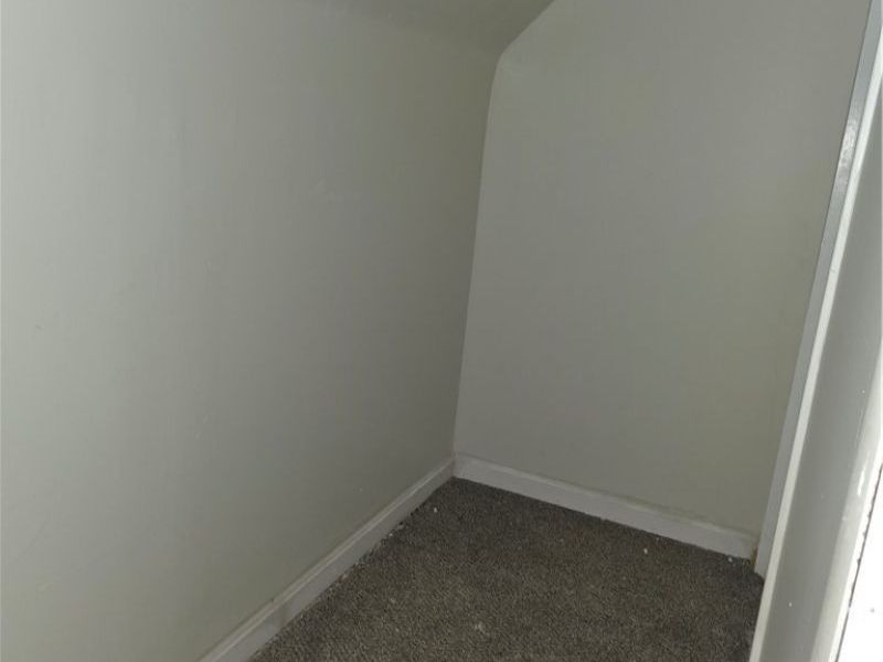 12423 Phillips Avenue, Cleveland, OH 44108 Photo 9