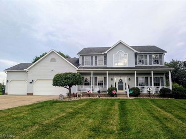 376 Foxbury Drive SW, Carrollton, OH 44615