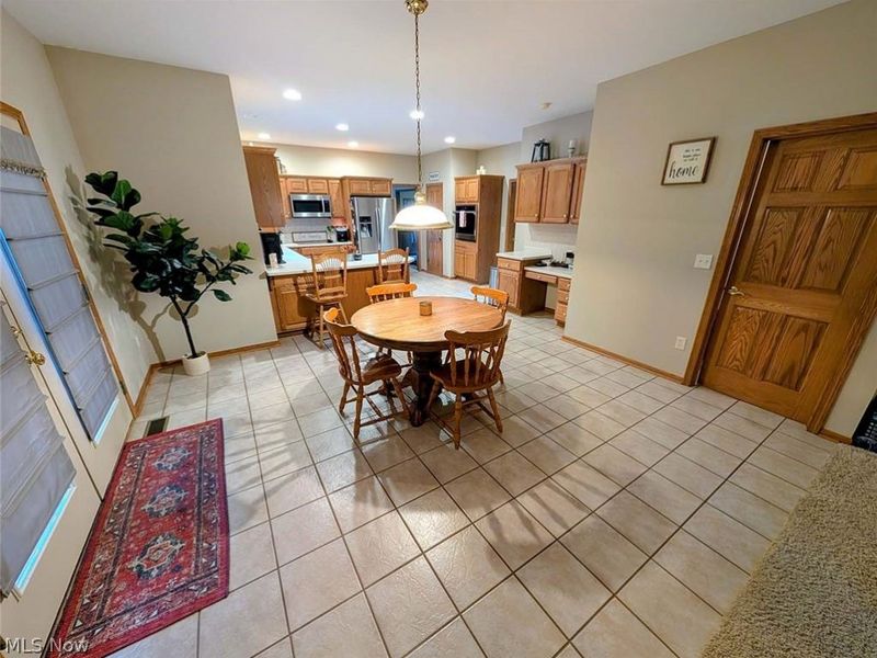 376 Foxbury Drive SW, Carrollton, OH 44615 Photo 13