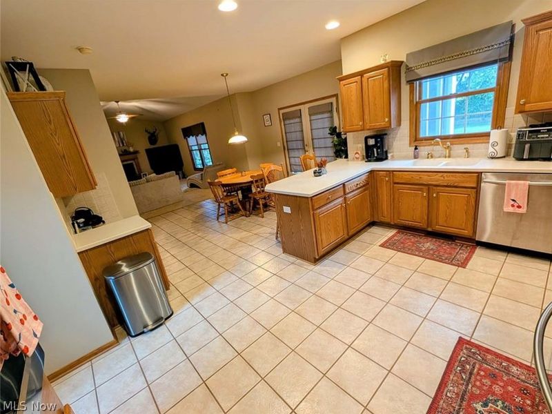 376 Foxbury Drive SW, Carrollton, OH 44615 Photo 16