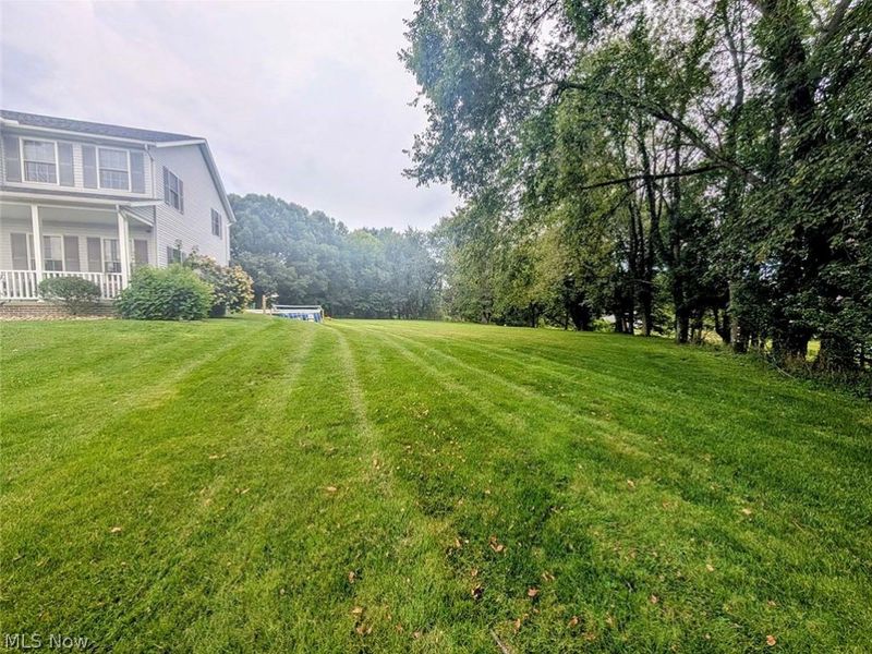 376 Foxbury Drive SW, Carrollton, OH 44615 Photo 3