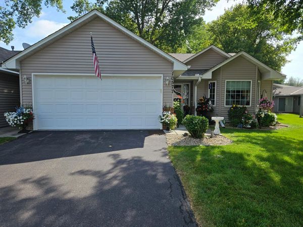 10577 Sycamore Street NW, Coon Rapids, MN 55433