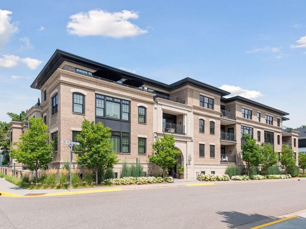 240 Minnetonka Avenue S, Unit 304, Wayzata, MN 55391