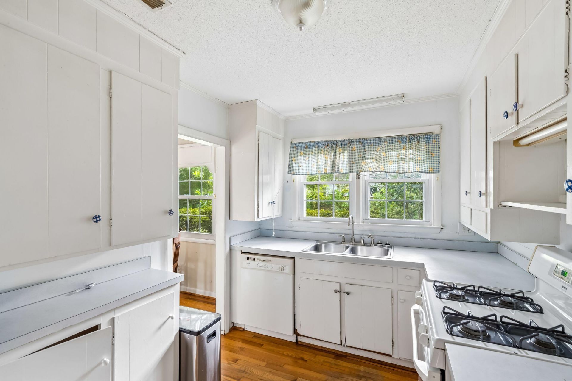 214 Island Drive Photo 16