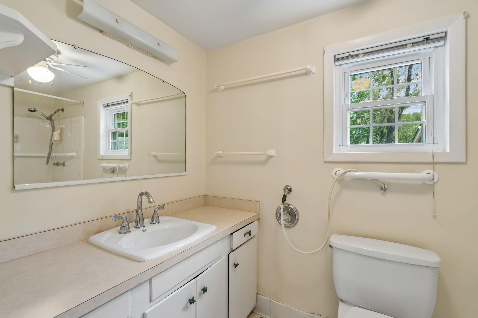 214 Island Drive Photo 23