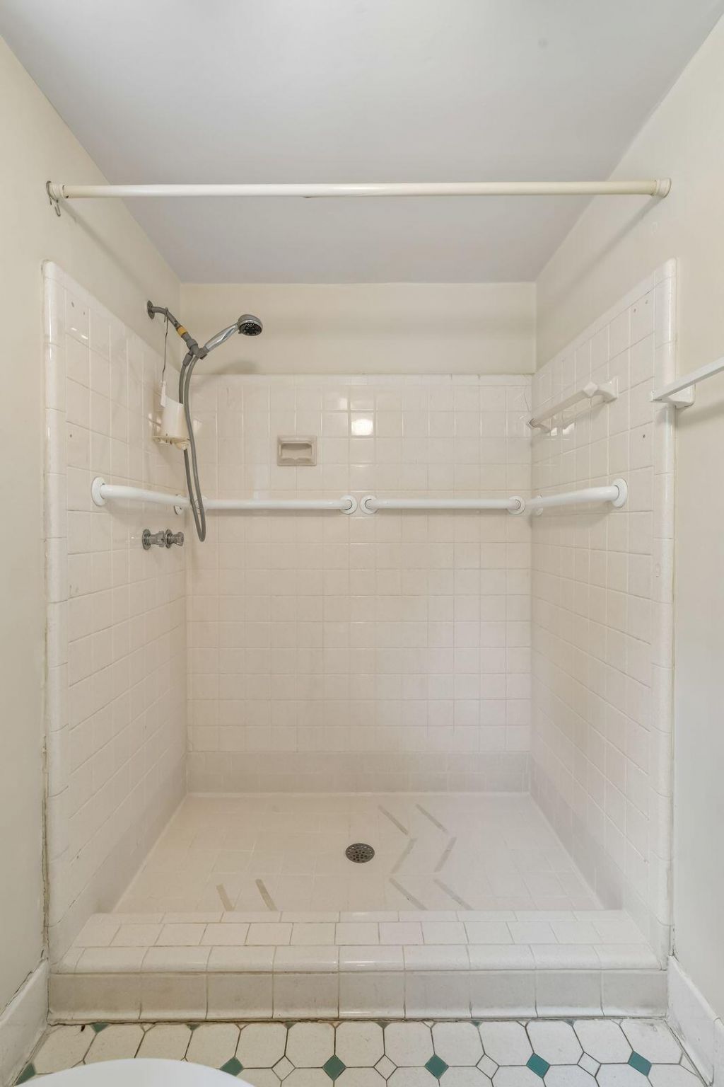 214 Island Drive Photo 24