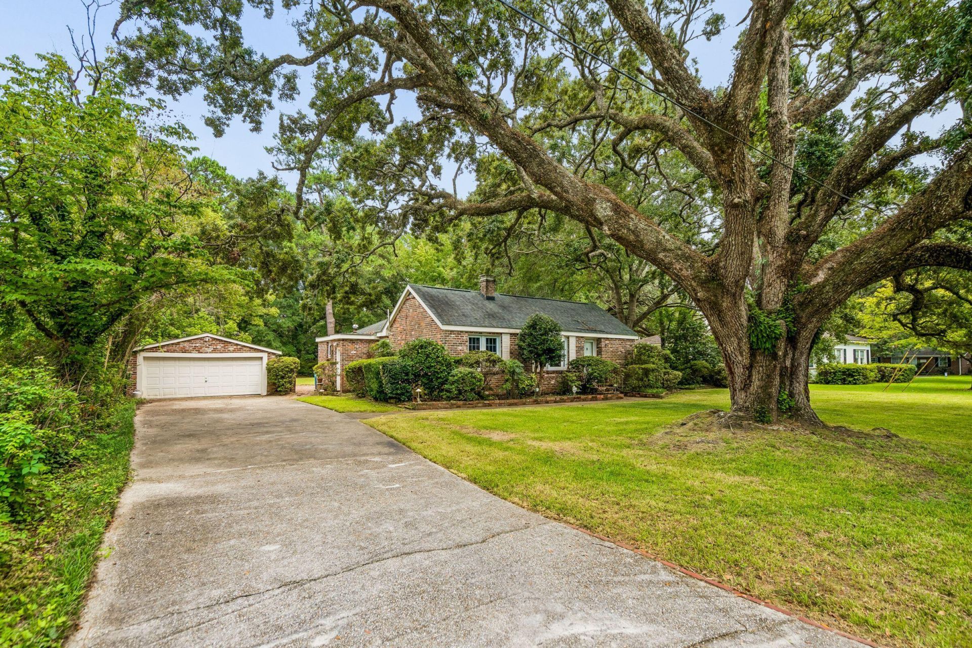 214 Island Drive Photo 53