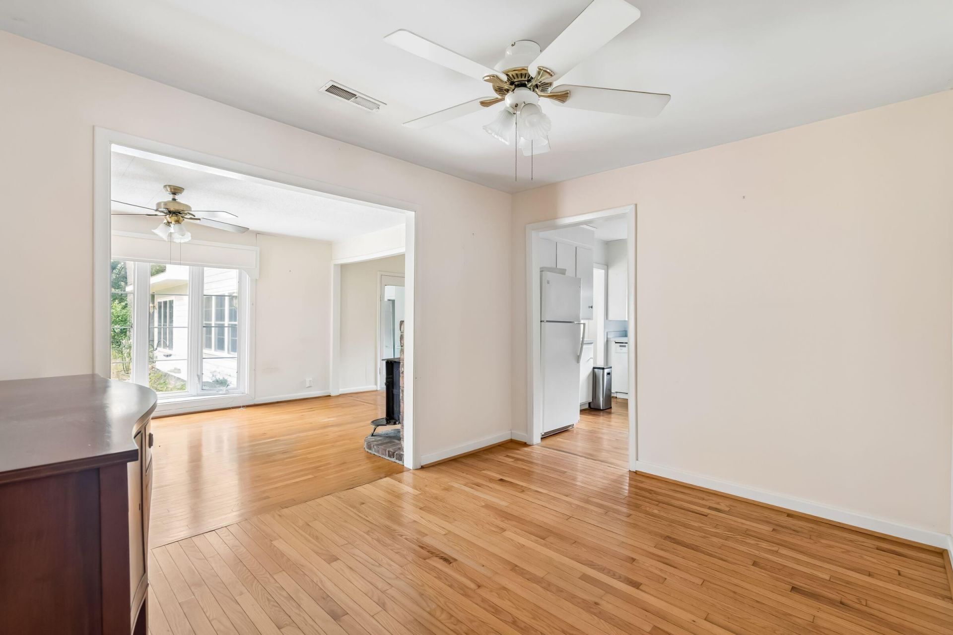 214 Island Drive Photo 9