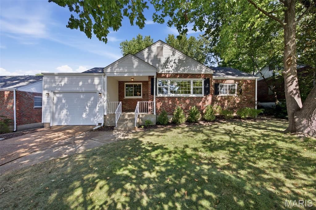 9561 Lodge Pole Lane, Saint Louis, MO 63126 Main Photo