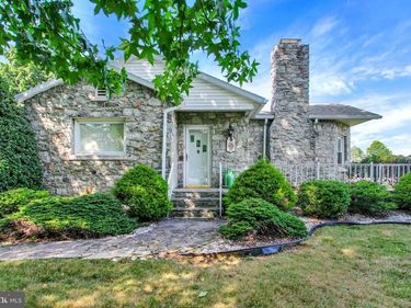 15055 BUCHANAN TRL E, BLUE RIDGE SUMMIT, PA 17214