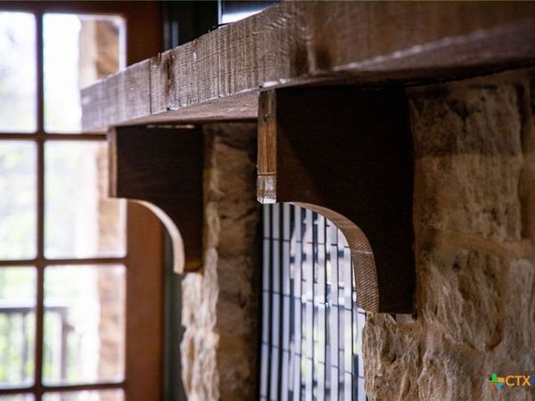 371 W Lincoln Street , Unit C204, New Braunfels, TX 78130