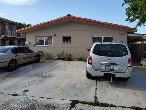 36 W 37th St , Hialeah, FL 33012