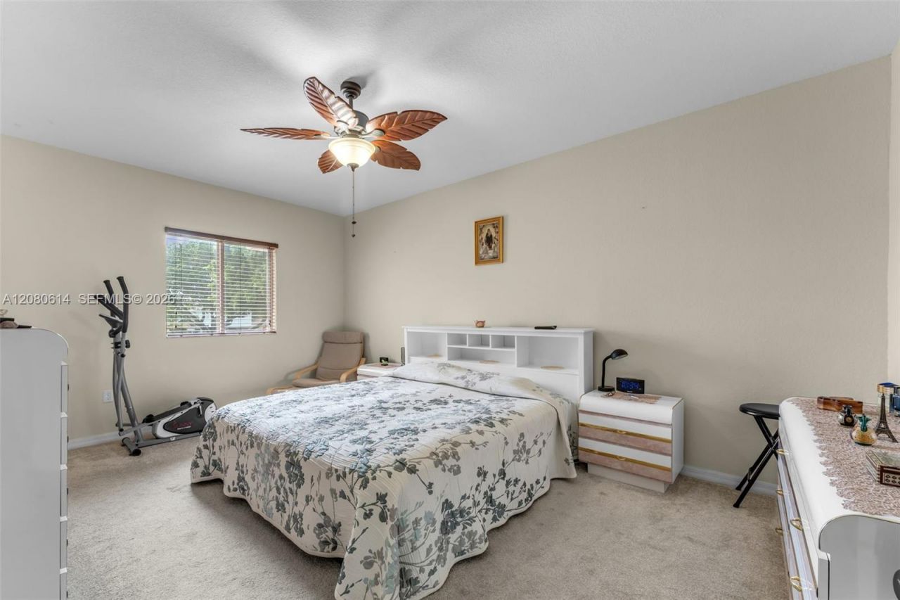 2324 SE 17th Ter, Homestead, FL 33035 Photo
