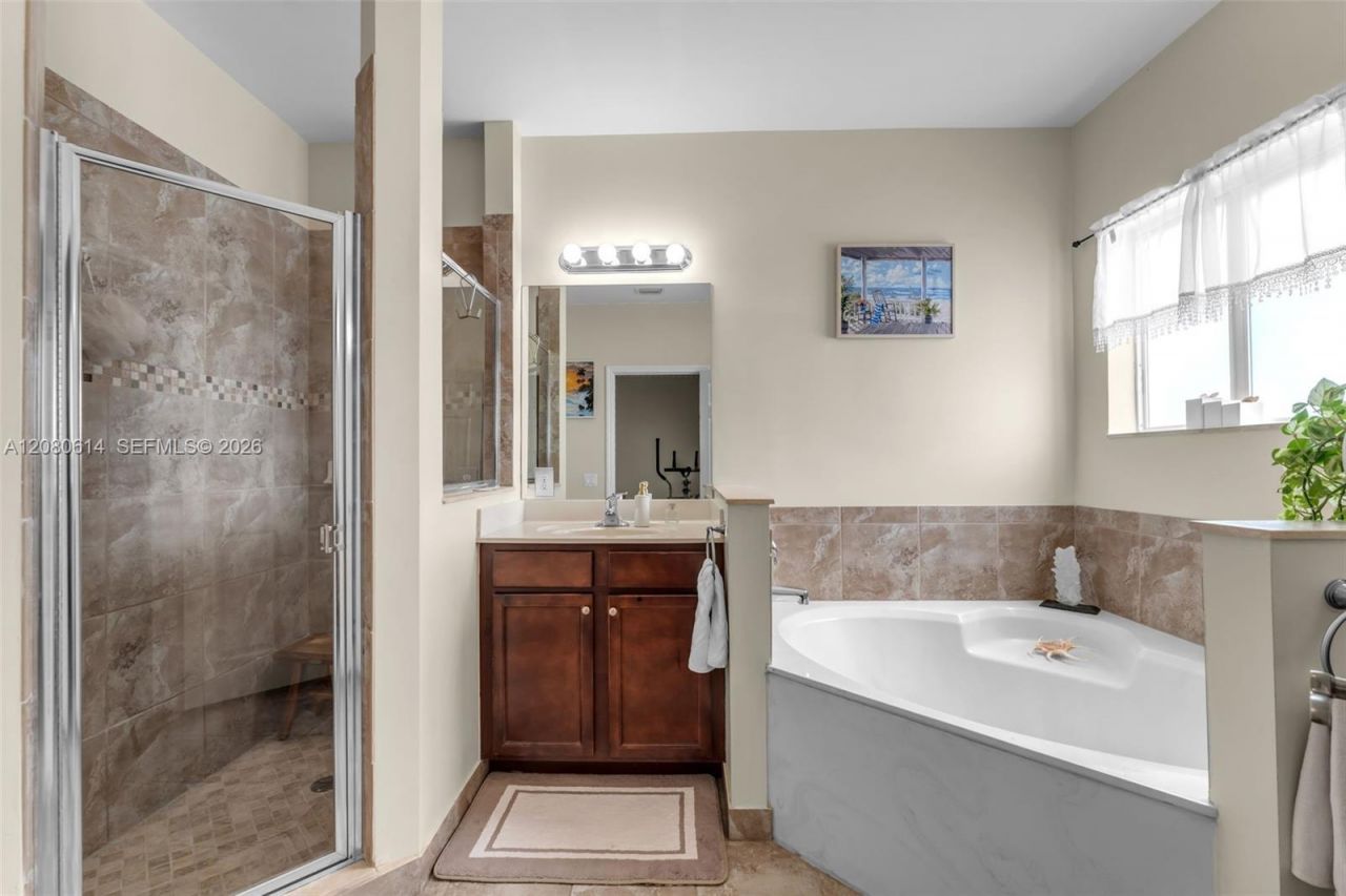2324 SE 17th Ter, Homestead, FL 33035 Photo