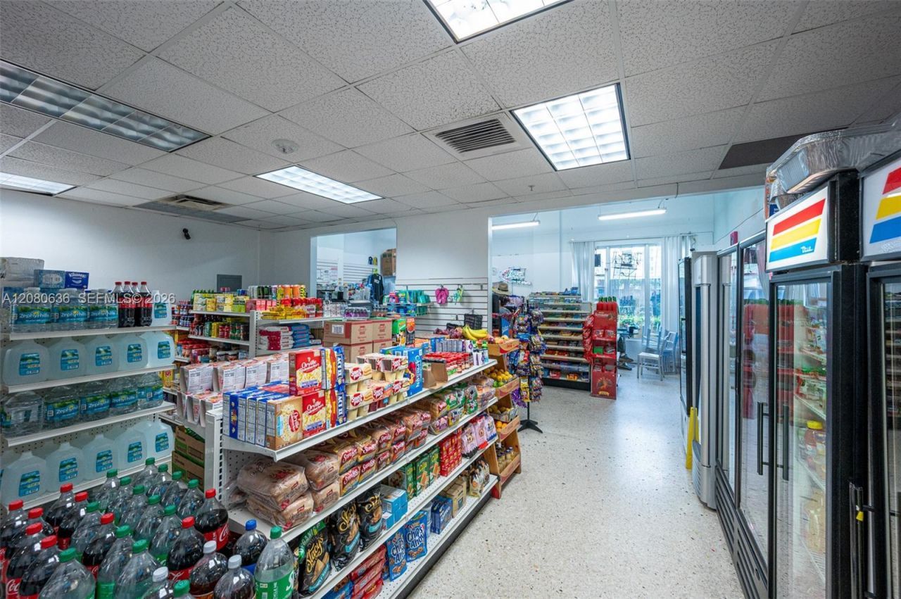 19370 Collins Ave , Unit 1426, Sunny Isles Beach, FL 33160 Photo