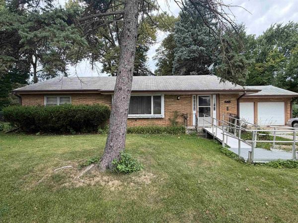 931 Hawthorne Avenue, ROCKFORD, IL 61108
