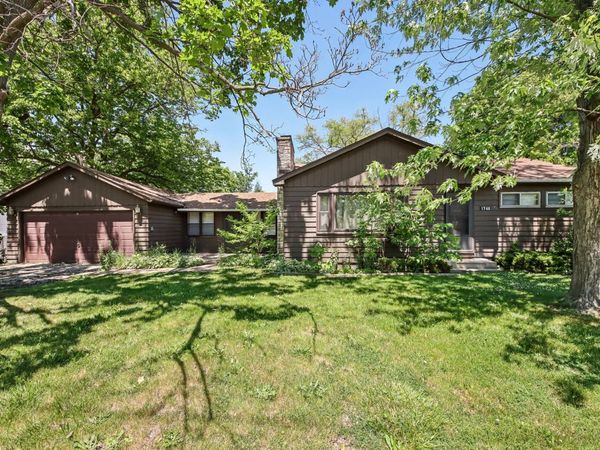 1740 Joanna Avenue , Zion, IL 60099