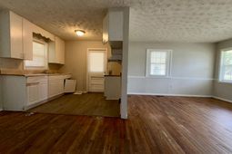 3917 Hilda Street photo 4