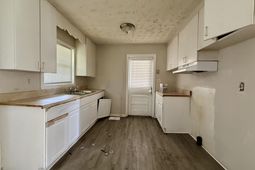 3917 Hilda Street photo 4