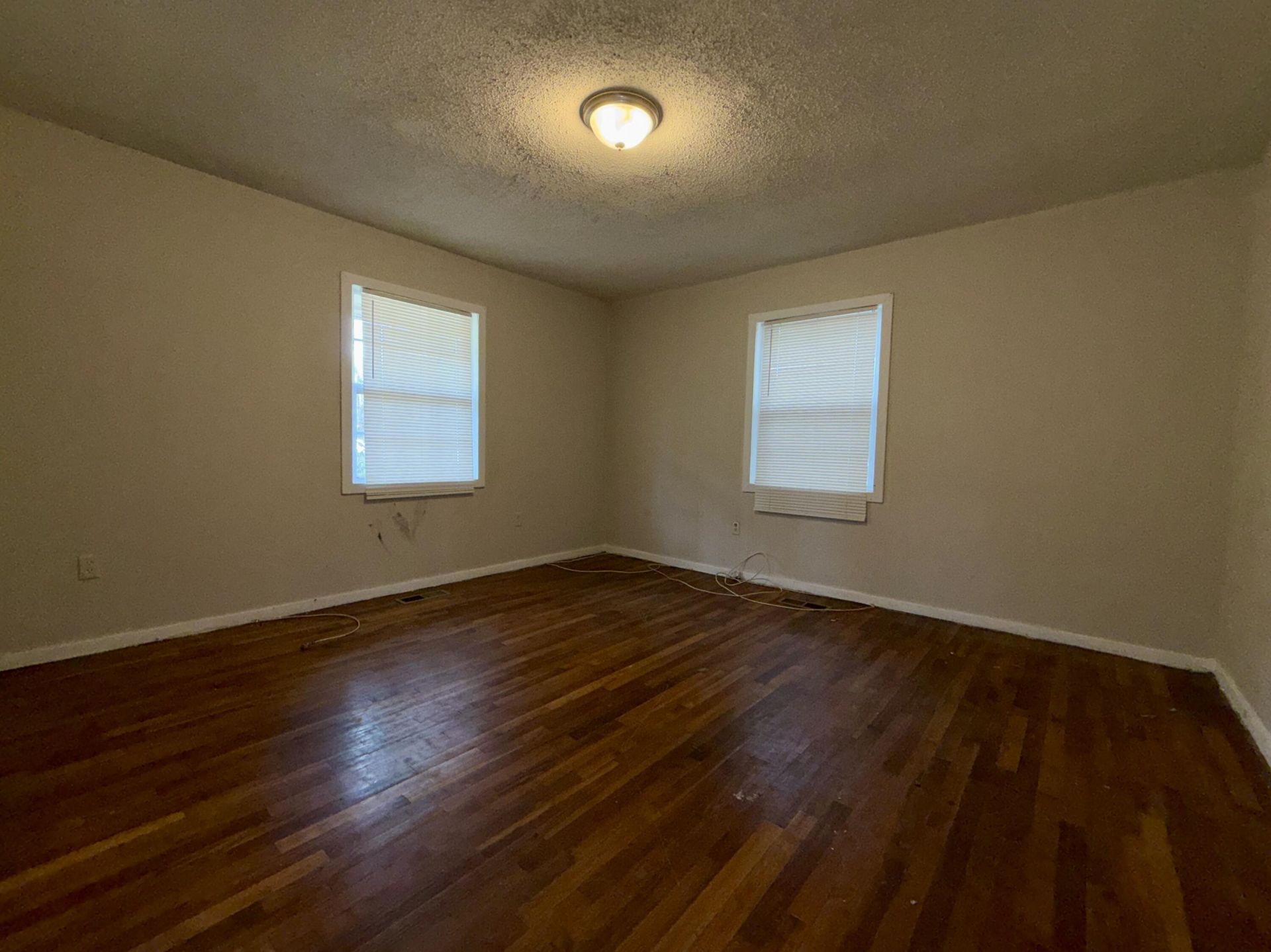 3917 Hilda Street Photo 8