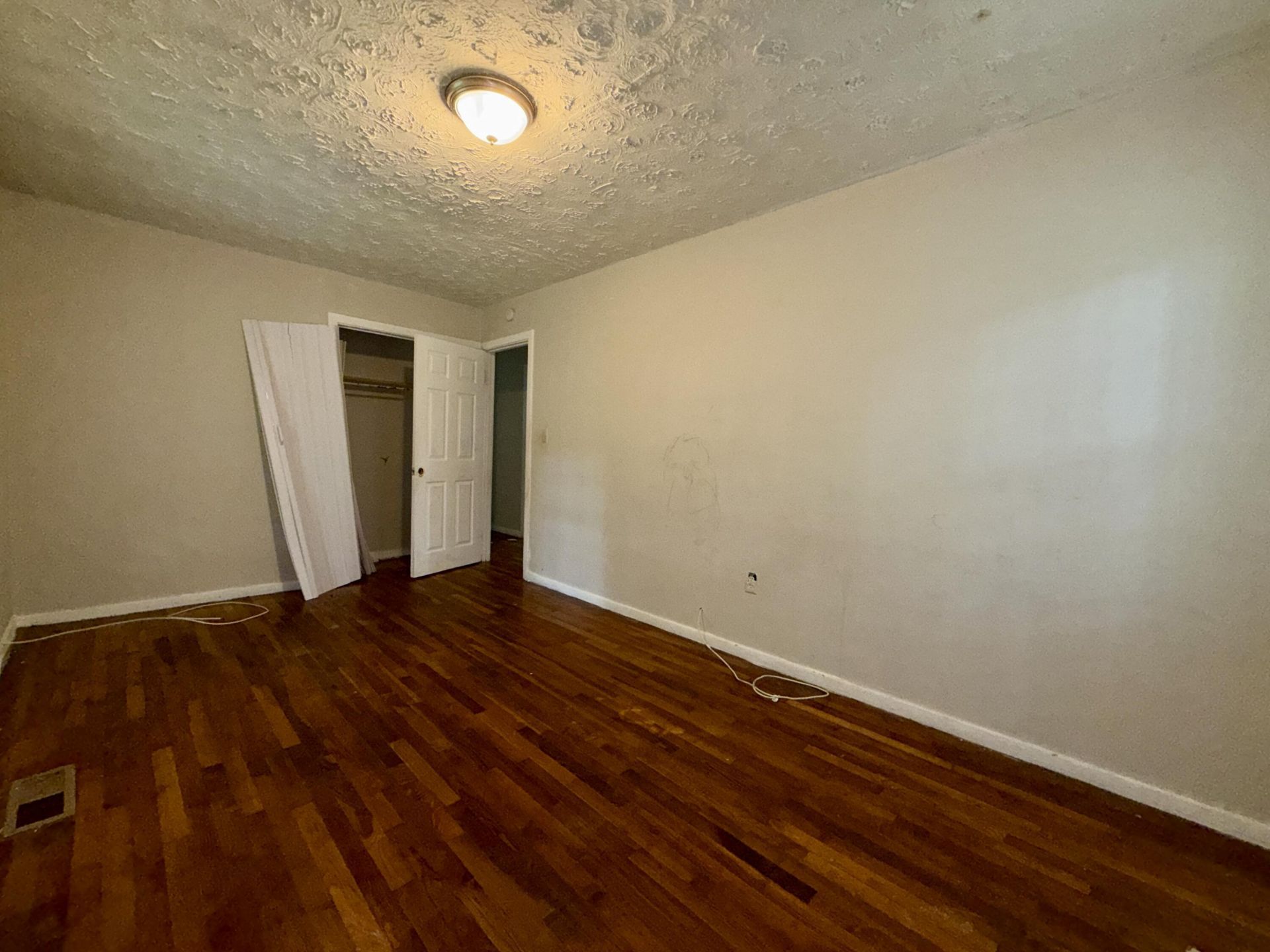 3917 Hilda Street Photo 9