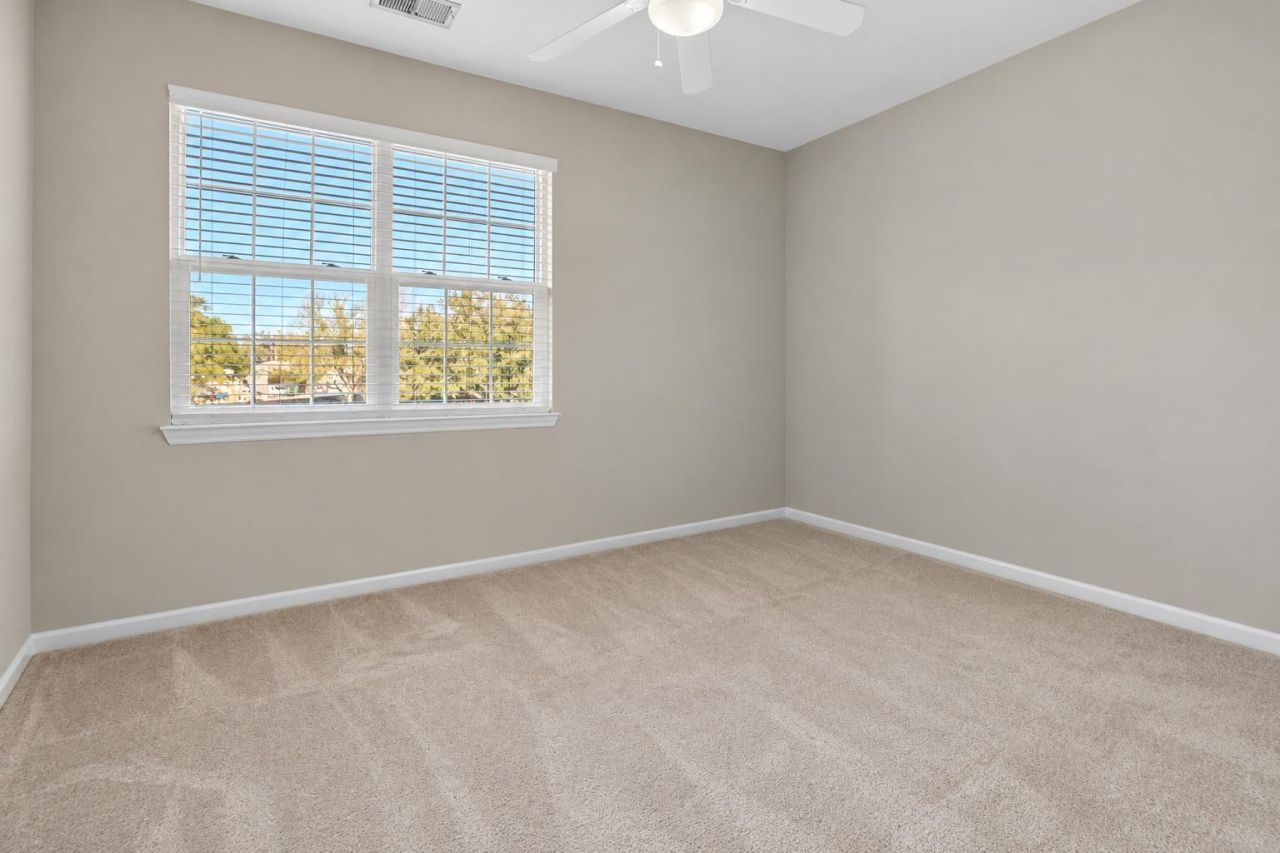 1445 Cambridge Lakes Drive Photo 19